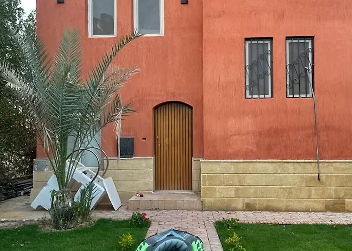 Nyaraló Penthouse 3 Bedroom With A Roof And Garden *