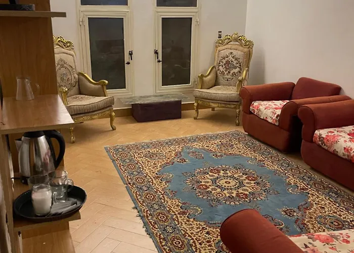 Nyaraló Penthouse 3 Bedroom With A Roof And Garden Ajn-Szuhna