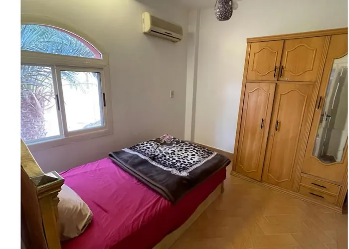Penthouse 3 Bedroom With A Roof And Garden Nyaraló Ajn-Szuhna